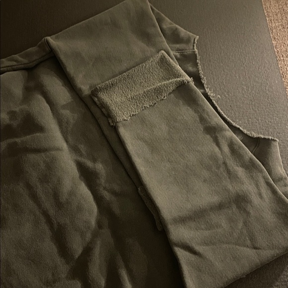 Joah Brown Off-Shoulder green Sweatshirt size small athleisure - Picture 12 of 13